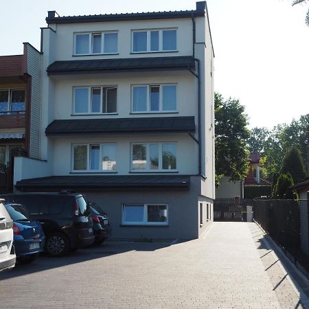 Apartamenty Dobranoc - Wawer 2 Warschau Buitenkant foto